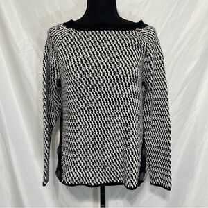 LOFT Black and White Textured Sweater. Button. Size Small. Preowned.
